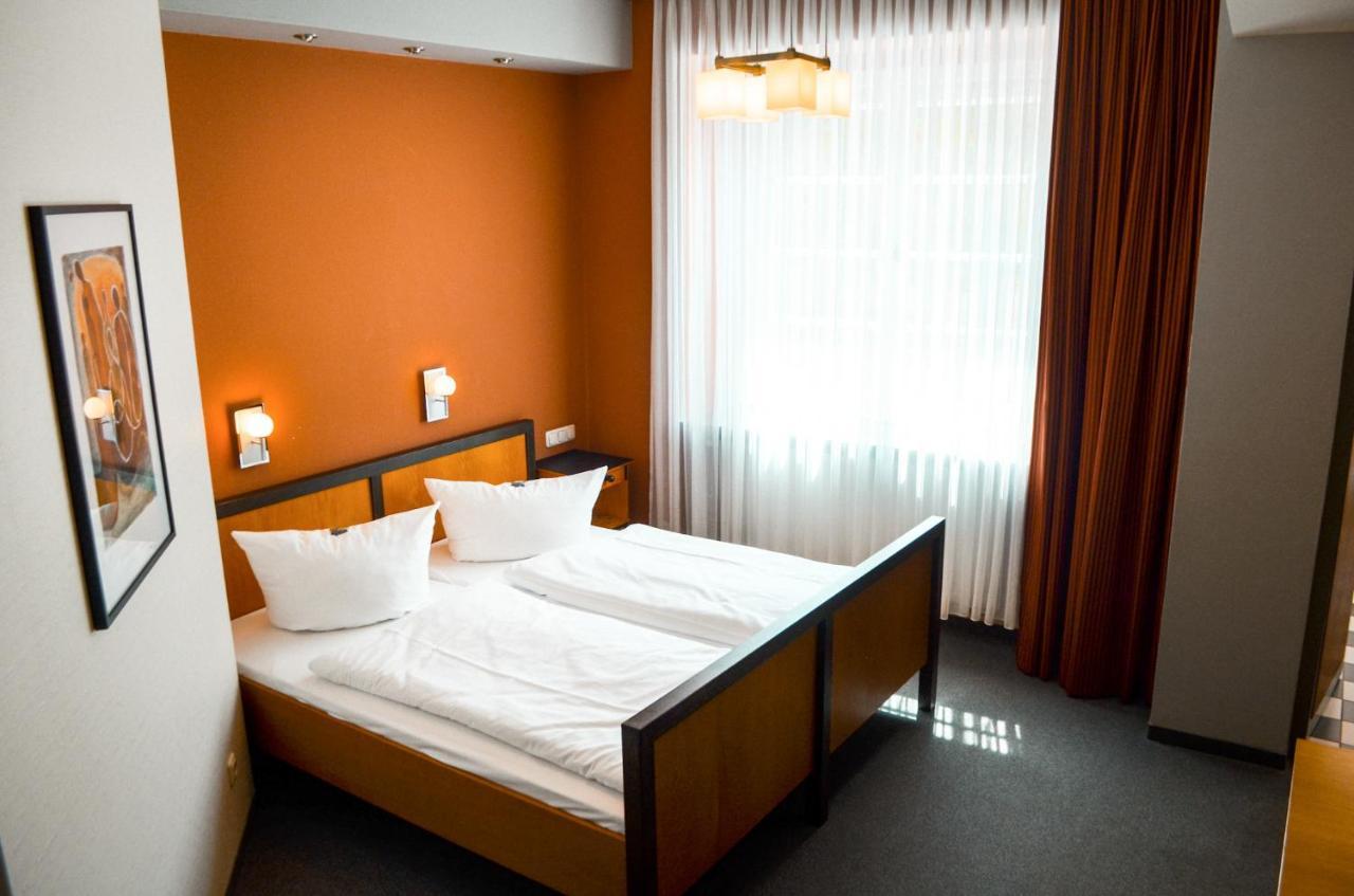 Haus Des Volkes - Das Bauhaushotel Probstzella Екстериор снимка