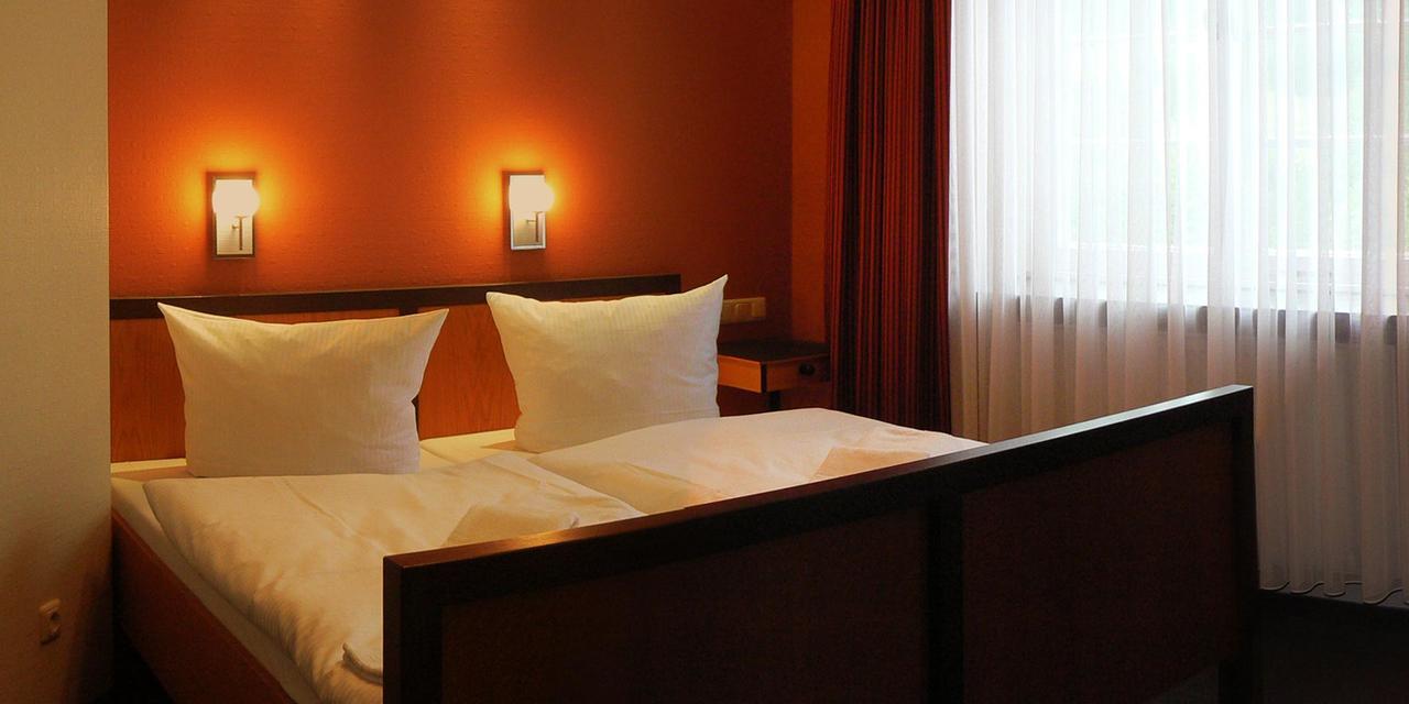 Haus Des Volkes - Das Bauhaushotel Probstzella Екстериор снимка