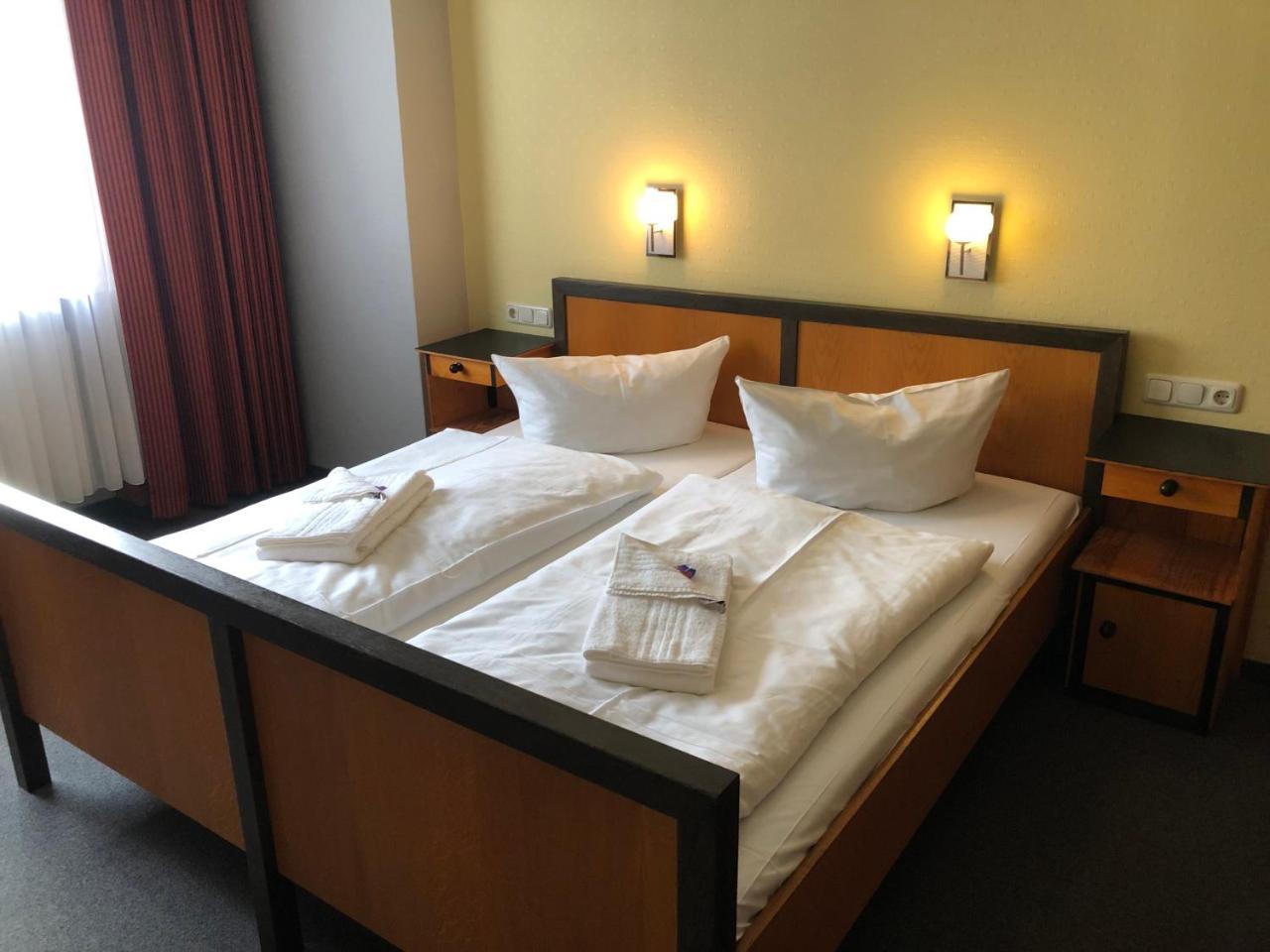 Haus Des Volkes - Das Bauhaushotel Probstzella Екстериор снимка