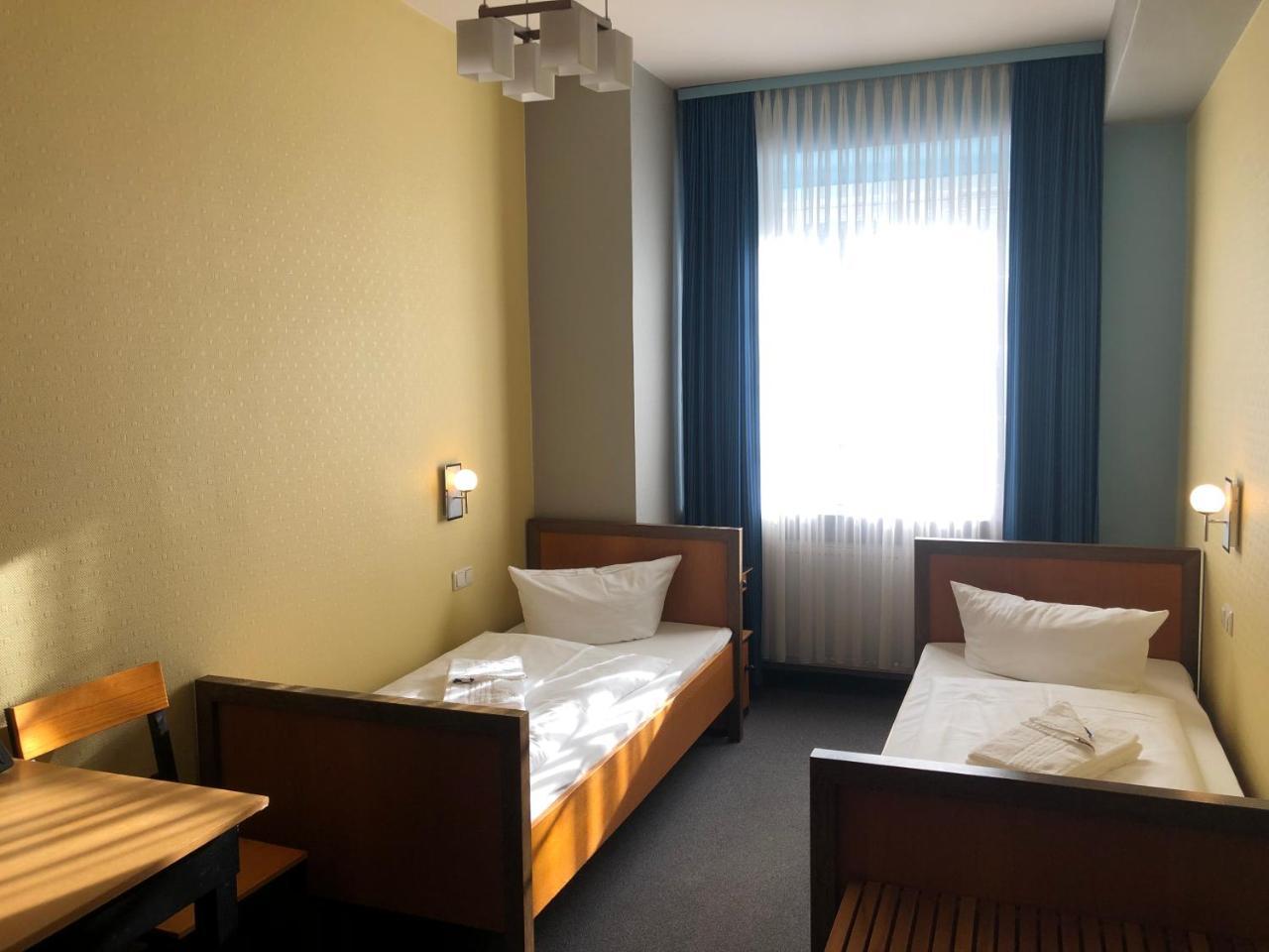 Haus Des Volkes - Das Bauhaushotel Probstzella Екстериор снимка