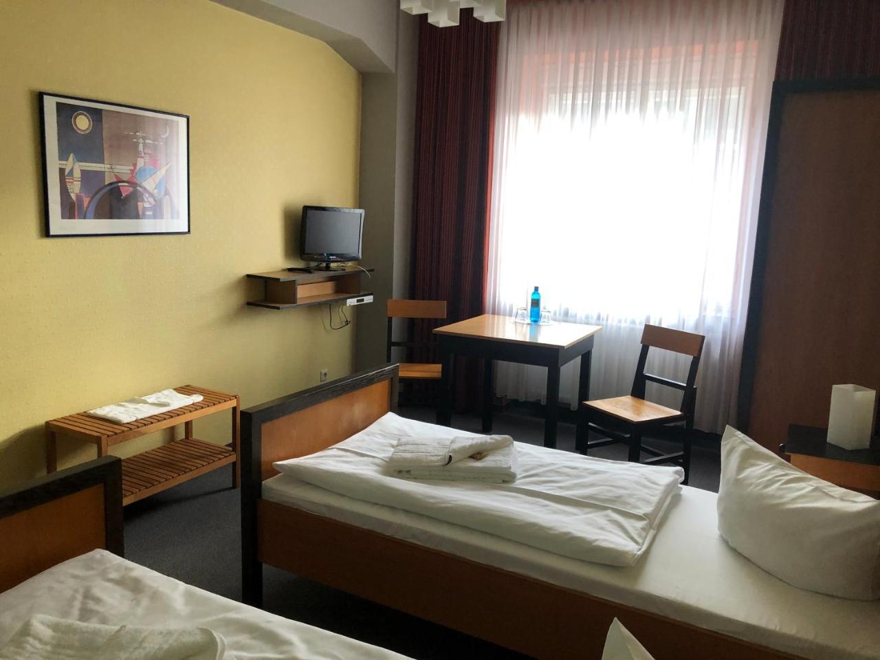 Haus Des Volkes - Das Bauhaushotel Probstzella Екстериор снимка