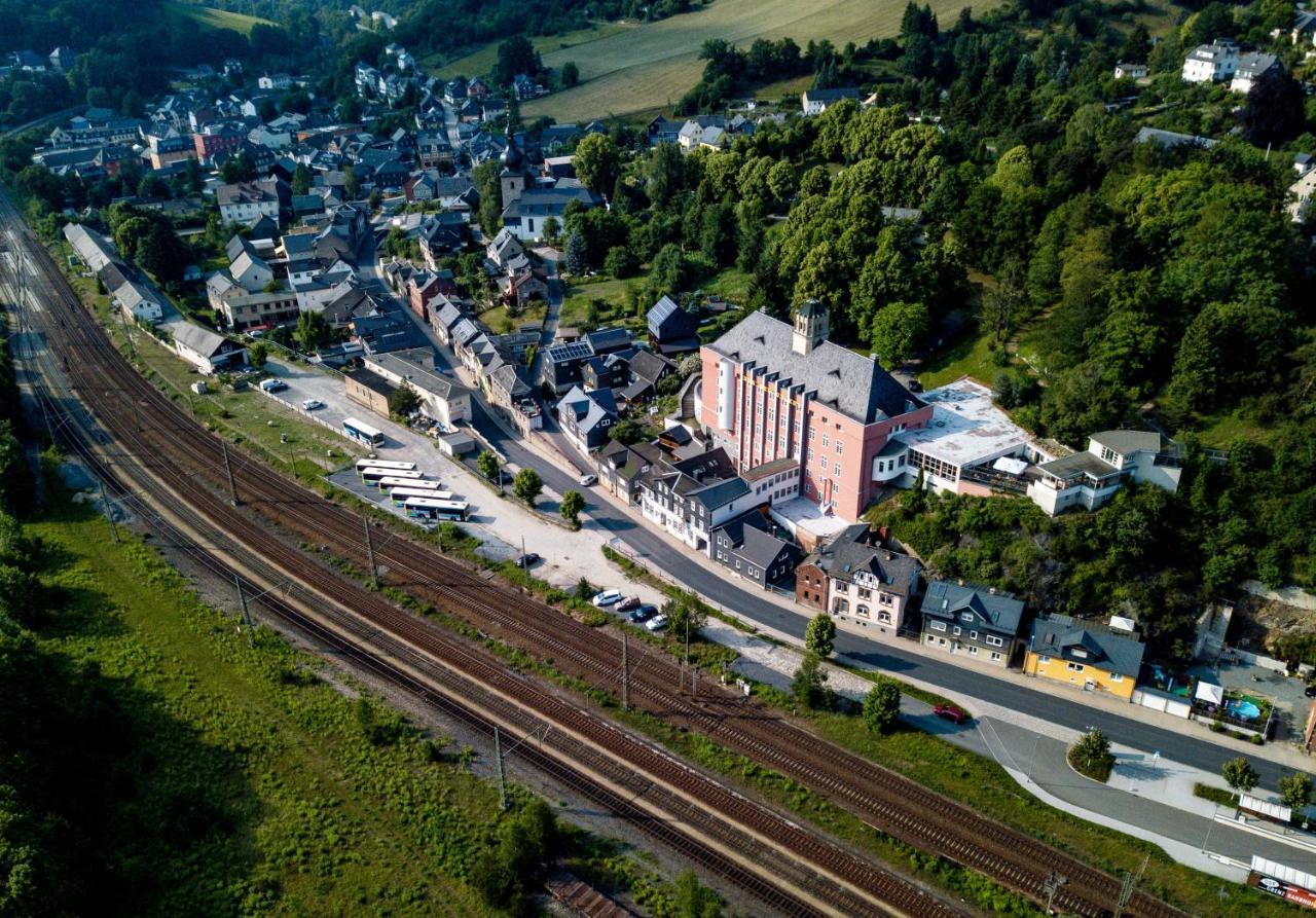 Haus Des Volkes - Das Bauhaushotel Probstzella Екстериор снимка